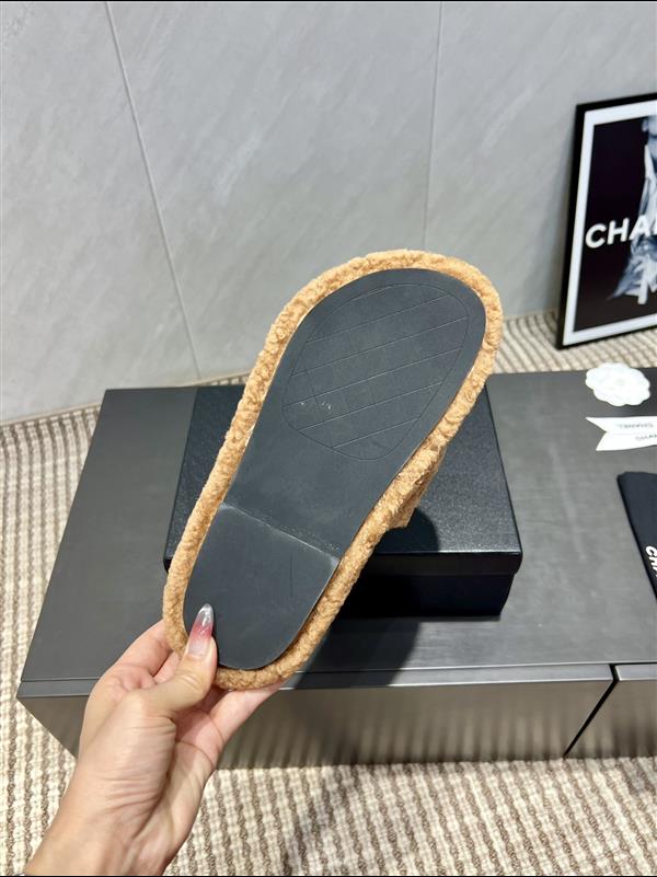 20251128184435585 250